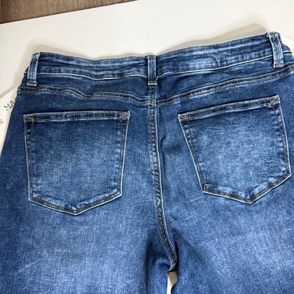 Maurices Jeans Size L Reg - Picture 9 of 12